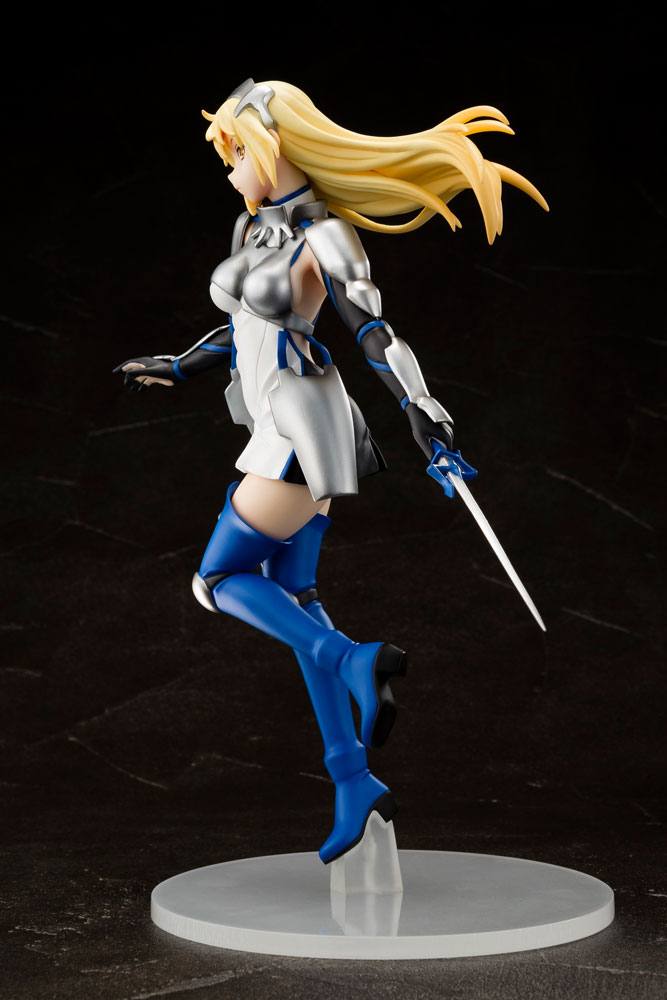 DanMachi Sword Oratoria: Princess of Sword Ais Wallenstein 1/8 PVC Figure - Image 6