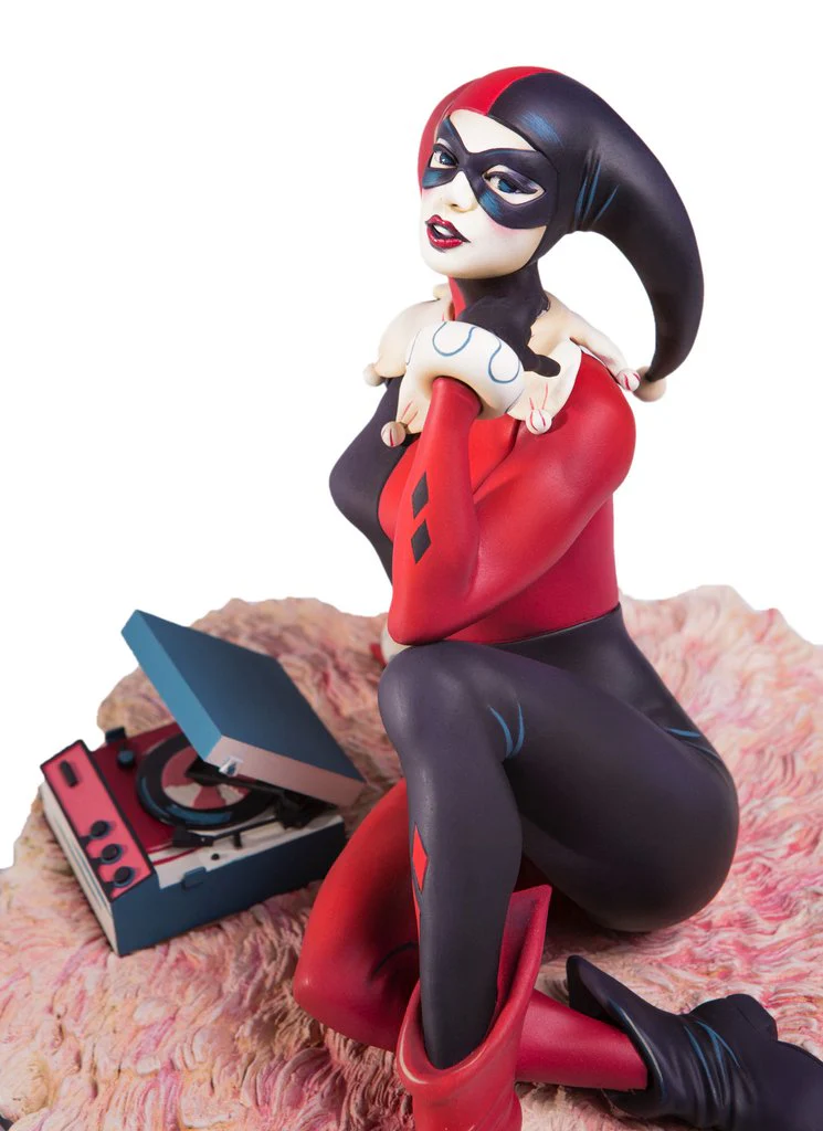 DC Comics - Waiting for My J Man Harley Quinn Statue - Image 3
