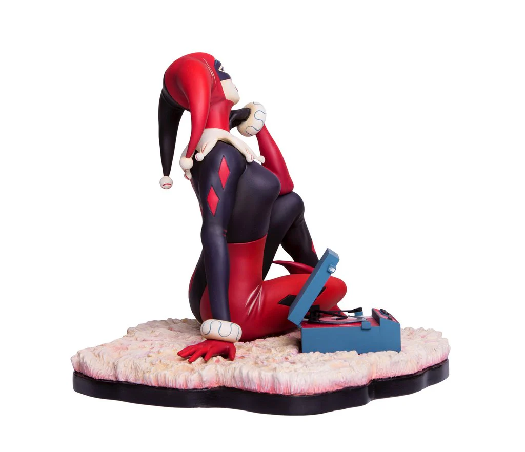 DC Comics - Waiting for My J Man Harley Quinn Statue - Image 4