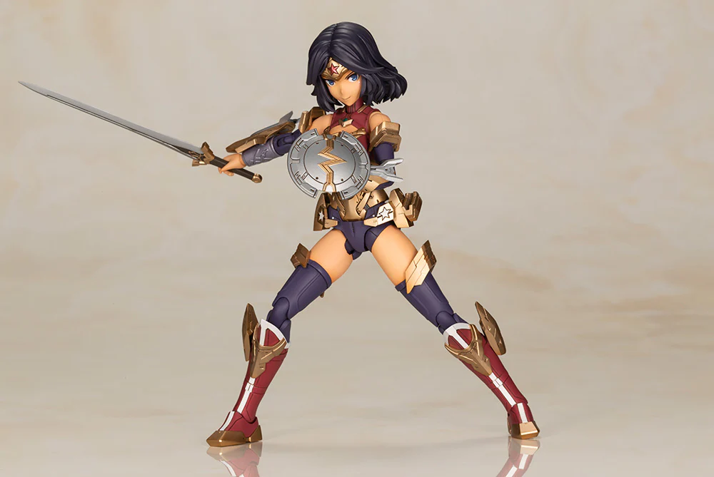 DC Crossframe Girl - Wonder Woman (Humikane Shimada Ver.) Plastic Model - Image 3