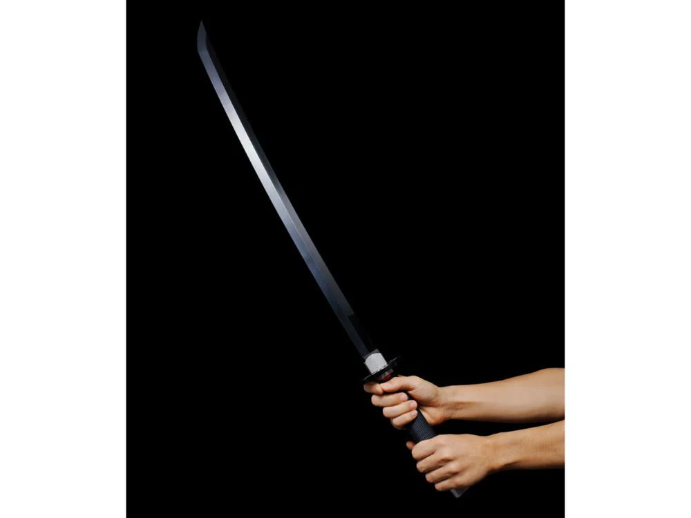 Demon Slayer: Kimetsu no Yaiba Proplica - Tanjiro Kamado's Nichirin Sword - Image 11