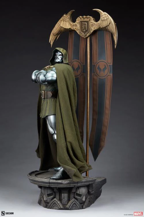 Doctor Doom - Maquette -  Store Exclusive - Image 4