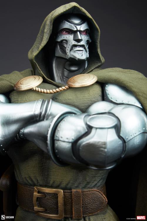 Doctor Doom - Maquette -  Store Exclusive - Image 9