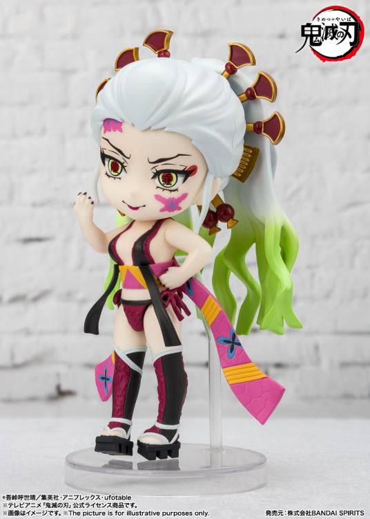Figuarts Mini Demon Slayer: Kimetsu no Yaiba - Daki & Gyutaro - Image 5