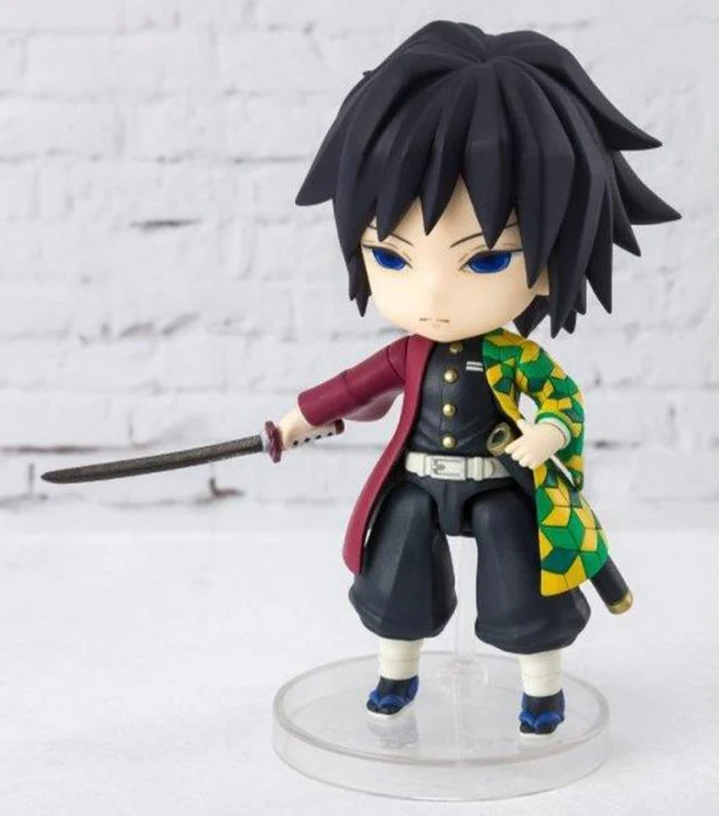 Figuarts Mini Demon Slayer: Kimetsu no Yaiba - Giyu Tomioka - Image 3