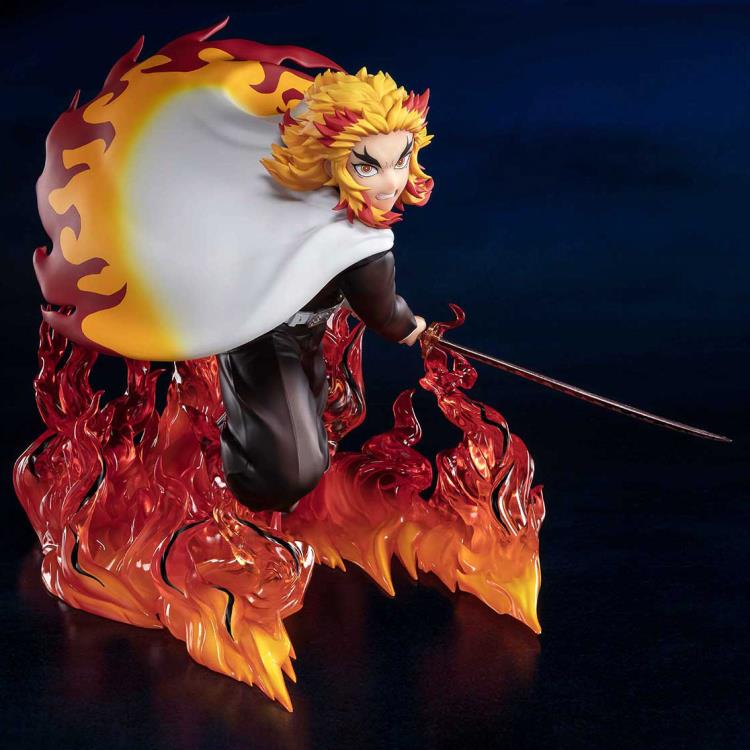 Figuarts ZERO Demon Slayer: Kimetsu no Yaiba - Kyojuro Rengoku (Flame Hashira) - Image 3
