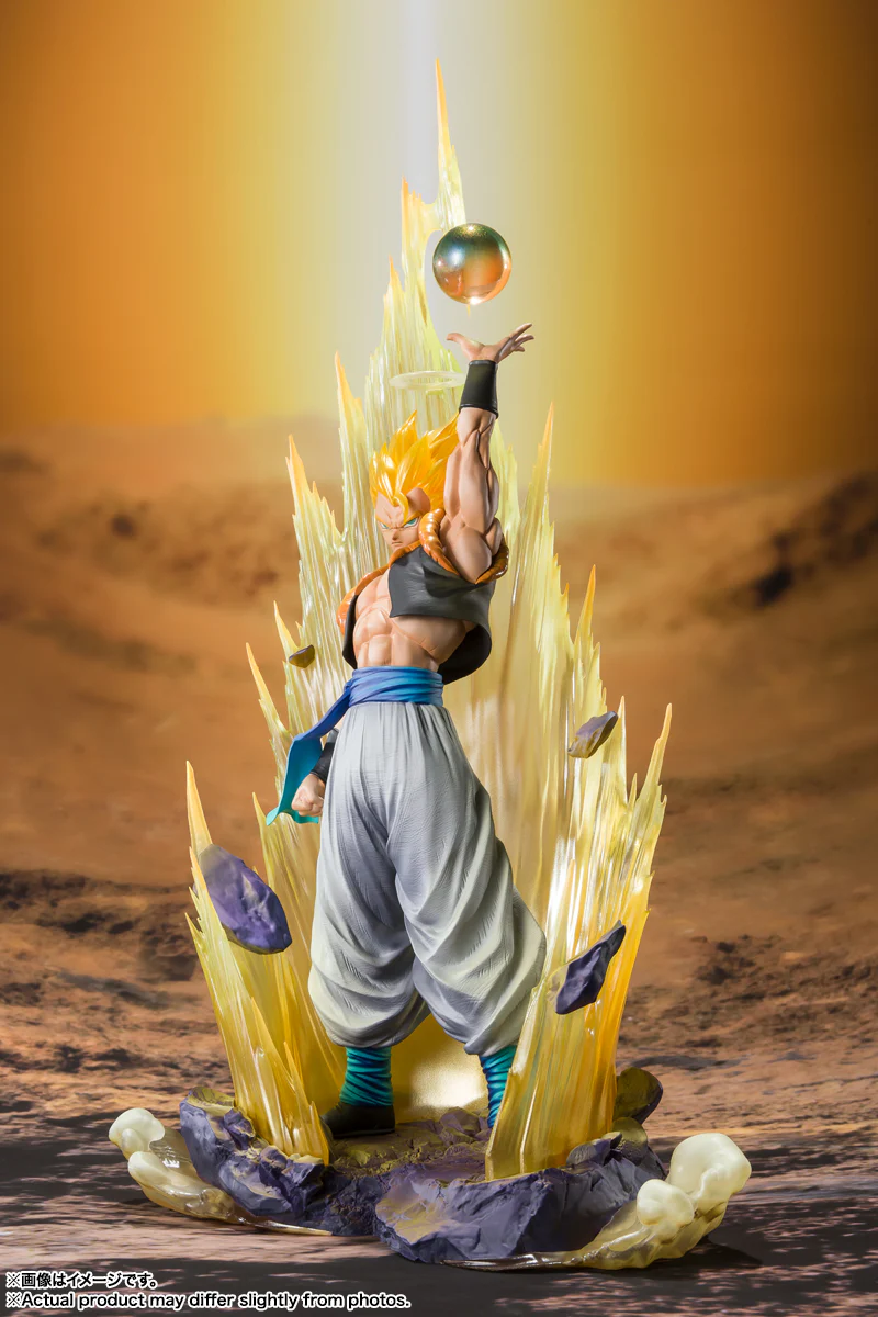 FiguartsZERO [EXTRA BATTLE] SUPER SAIYAN GOGETA - Exclusive Edition - Limited Canadian Release - Image 2