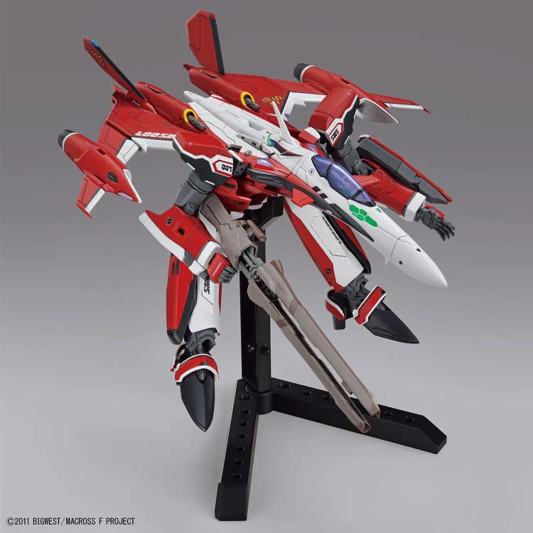HG Macross Frontier YF-29 Durandal Valkyrie (Saotome Alto) 1/100 Scale Model Kit - Image 10