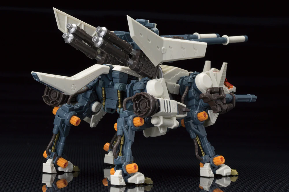 HMM #002 RHI3 Command Wolf (Repackage Ver.) Model - Image 10