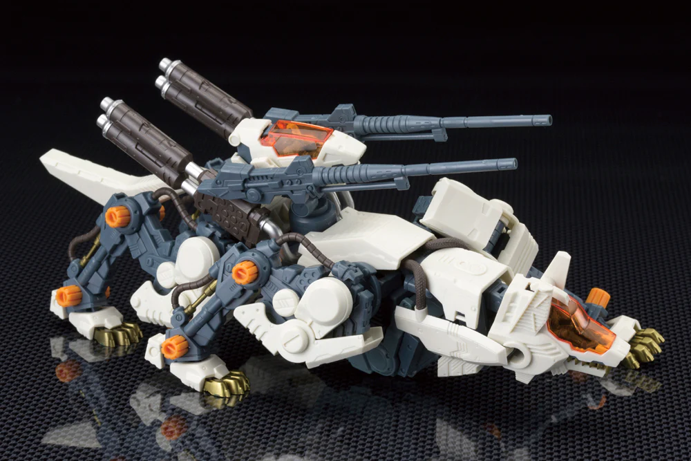 HMM #002 RHI3 Command Wolf (Repackage Ver.) Model - Image 5