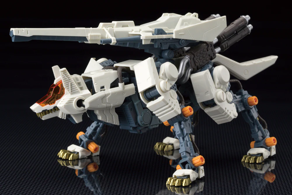 HMM #002 RHI3 Command Wolf (Repackage Ver.) Model - Image 7
