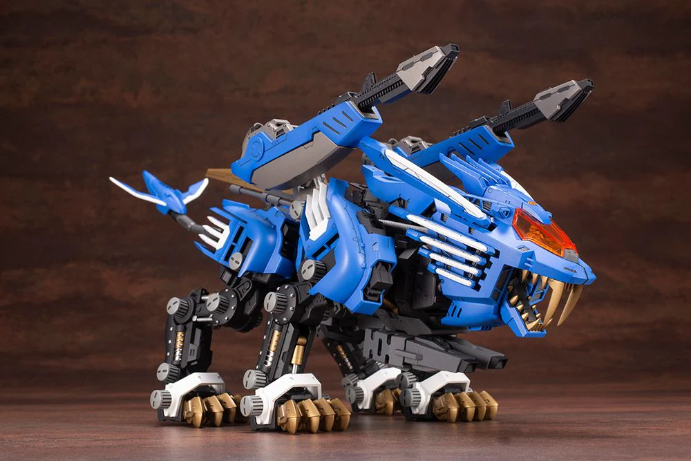 HMM #016 Zoids RZ-028 Blade Liger (Attack Booster Version) Model Kit - Image 4