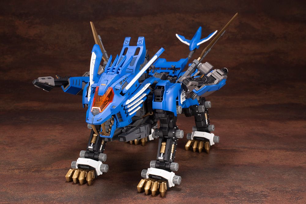 HMM #016 Zoids RZ-028 Blade Liger (Attack Booster Version) Model Kit - Image 5