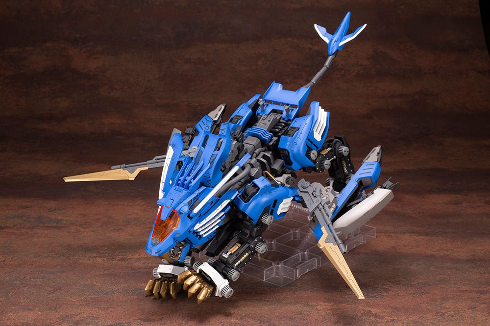 HMM #016 Zoids RZ-028 Blade Liger (Attack Booster Version) Model Kit - Image 7