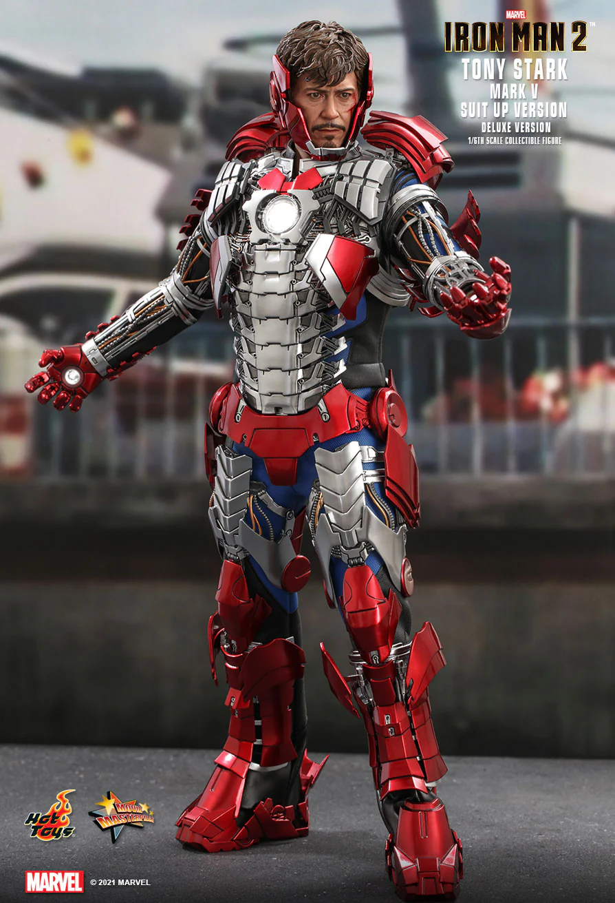 Iron Man 2 - Tony Stark (Mark V Suit Up Ver.) MMS600-D18 - Image 6