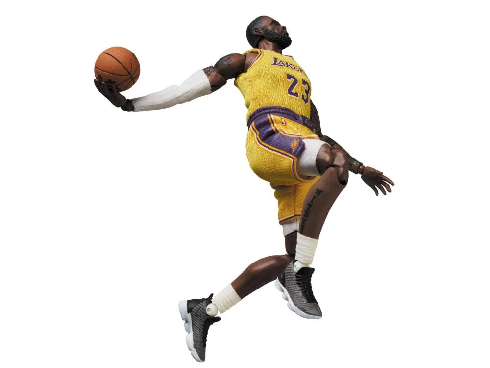 LeBron James (Los Angeles Lakers) MAFEX No. 127 - Image 3