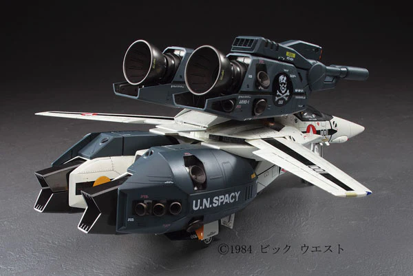 "Macross" VF-1S/A Strike/Super Valkyrie "Skull Platoon" 1/48 Model Kit - Image 3