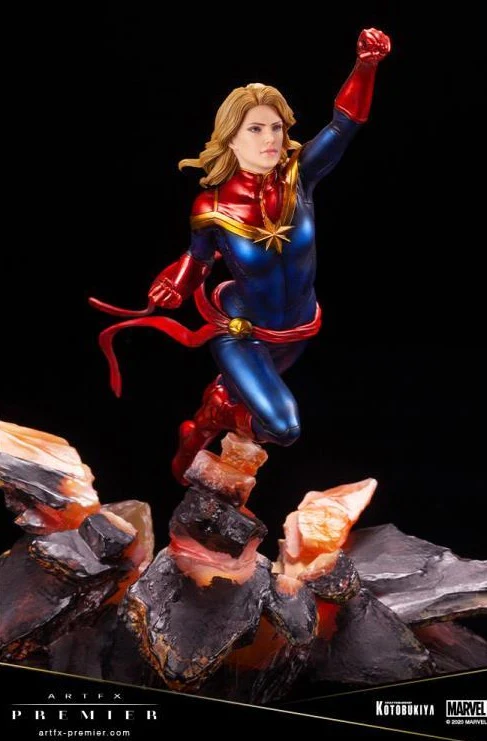 Marvel Premier Captain Marvel Limited Edition Artfx Statue - Image 3