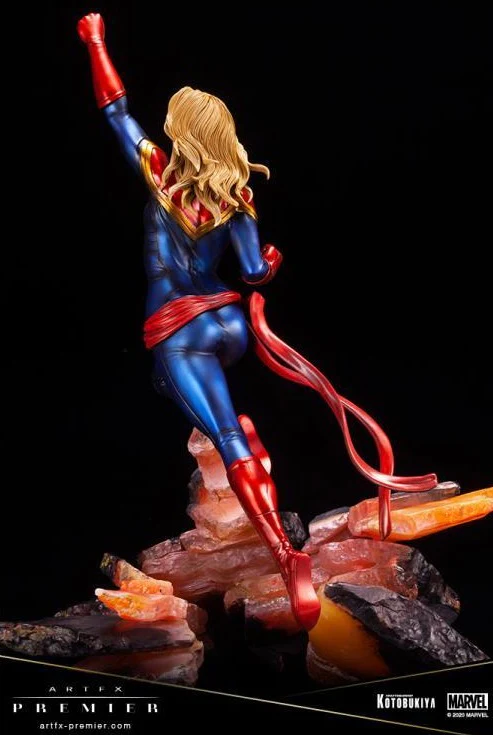 Marvel Premier Captain Marvel Limited Edition Artfx Statue - Image 6