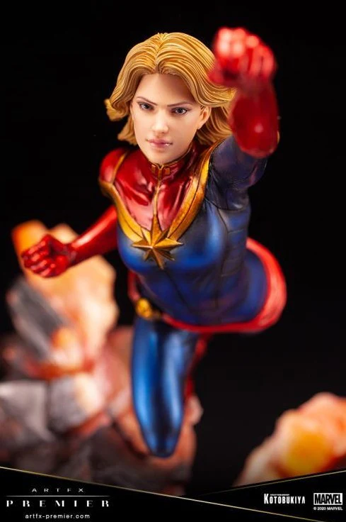 Marvel Premier Captain Marvel Limited Edition Artfx Statue - Image 8