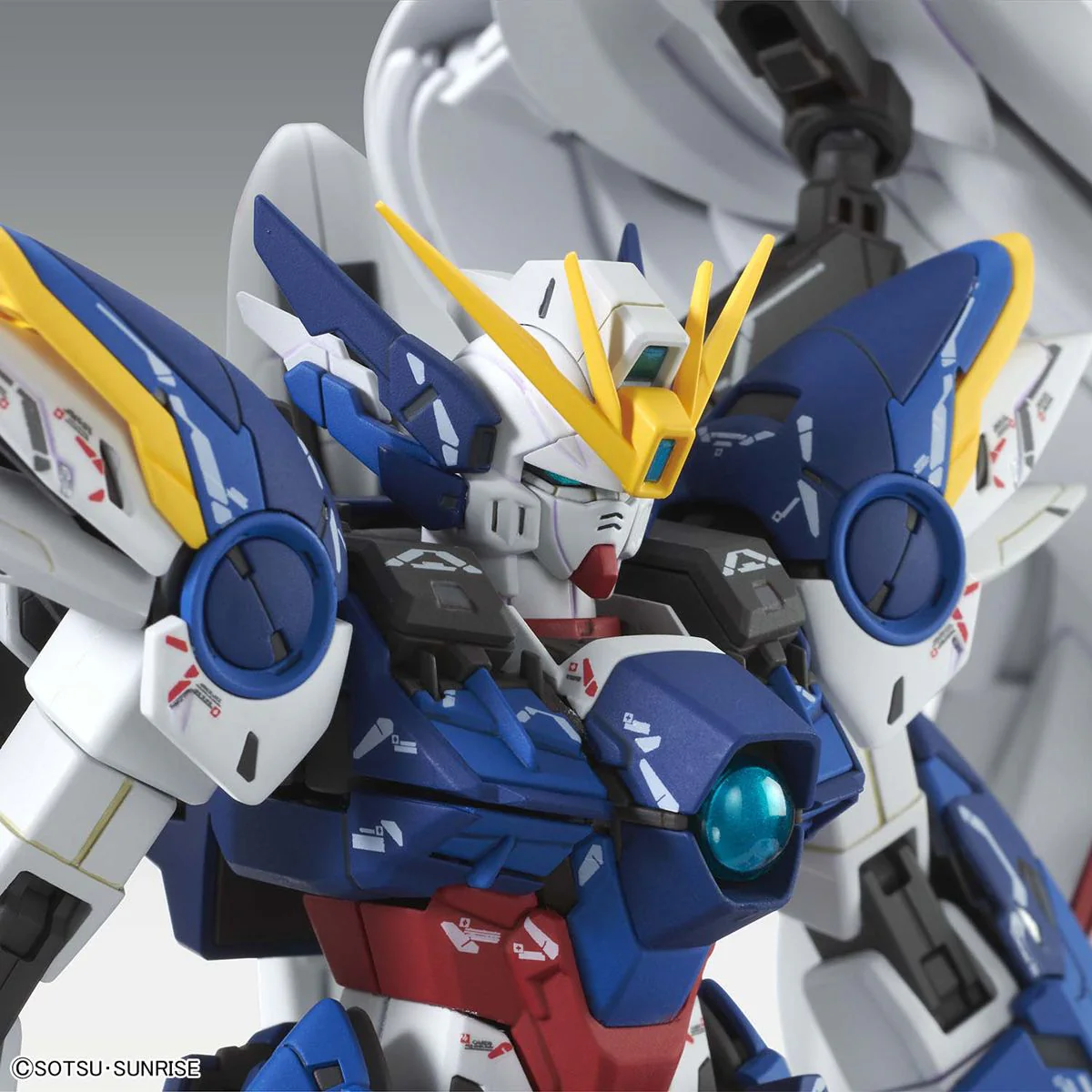 MG Wing Gundam Zero EW (Ver.Ka) - Image 9
