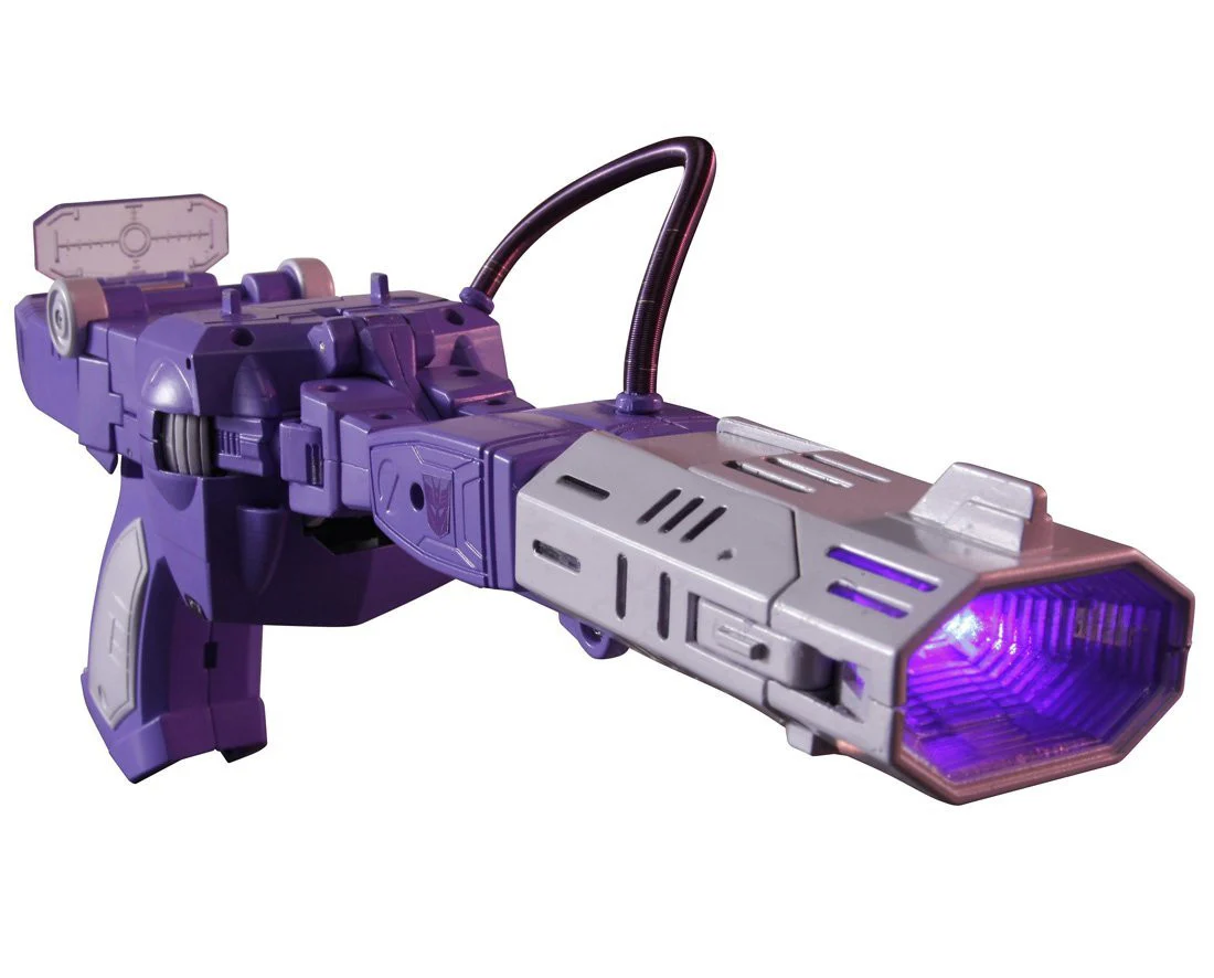 MP-29 Masterpiece Destron Laserwave - Image 9