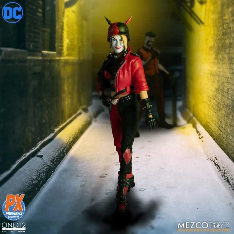 ONE:12 Collective DC: Deluxe Harley Quinn (Playing For Keeps) PX Previews Exclusive - Image 4