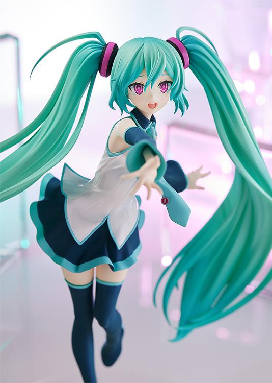 POP UP PARADE L Vocaloid: Hatsune Miku (Because You're Here Ver.) - Image 7
