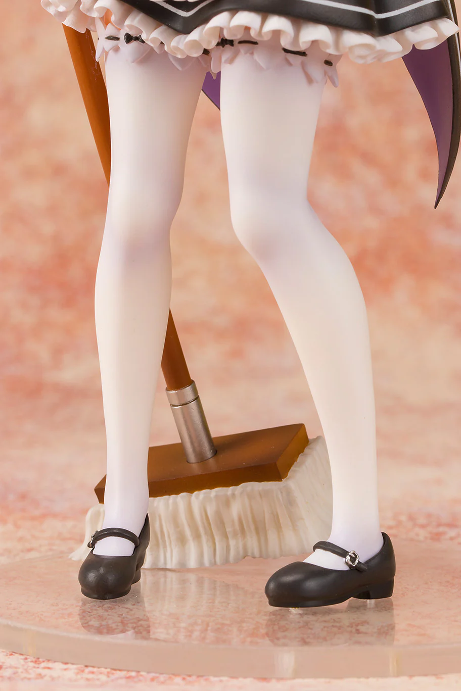 Re: Zero Rem 1/7 Scale Figure - Image 5