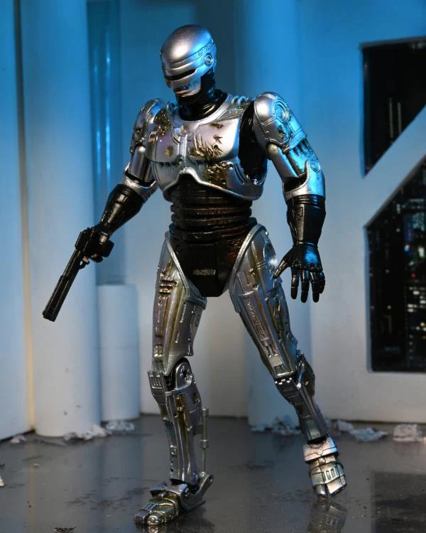 RoboCop - Ultimate Battle Damaged RoboCop with Chair - Image 10