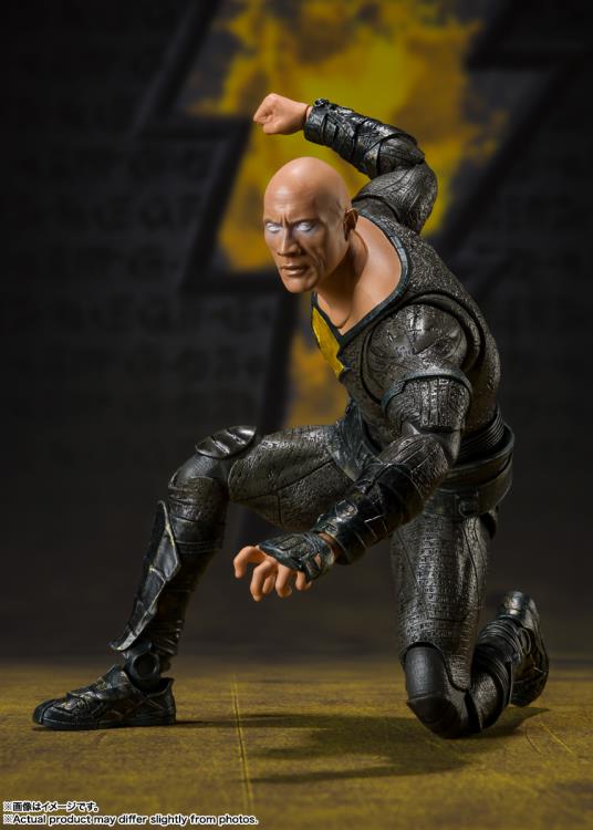 S.H. Figuarts - Black Adam - Image 4