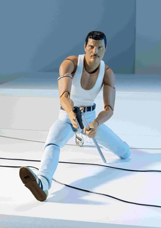 S.H. Figuarts - Freddie Mercury (Live Aid Ver.) - Image 3