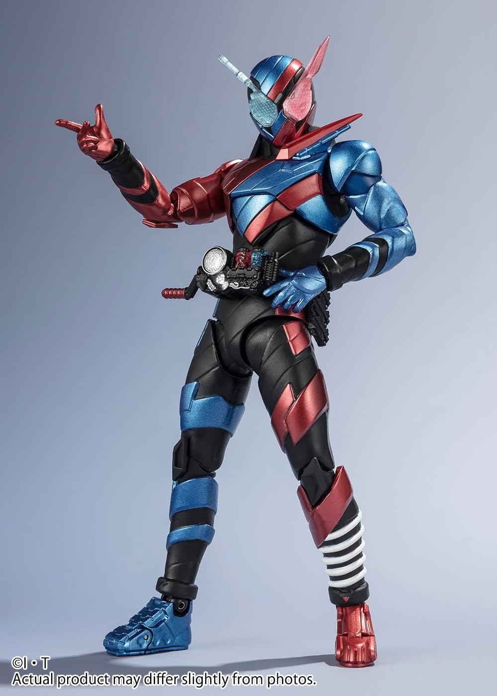 S.H. Figuarts - Kamen Rider Build -Rabbit Tank Form- (Heisei Generations Edition) - Image 3