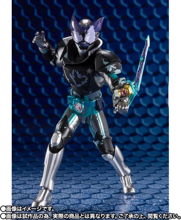 S.H. Figuarts - Kamen Rider Evil (Bat Genome & Jackal Genome) P-Bandai Exclusive - Image 7
