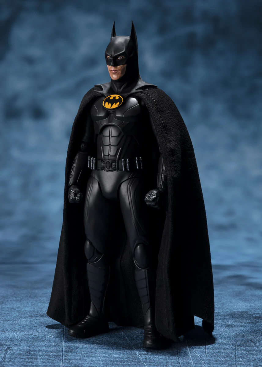 S.H. Figuarts - The Flash (2023): Batman - Image 2