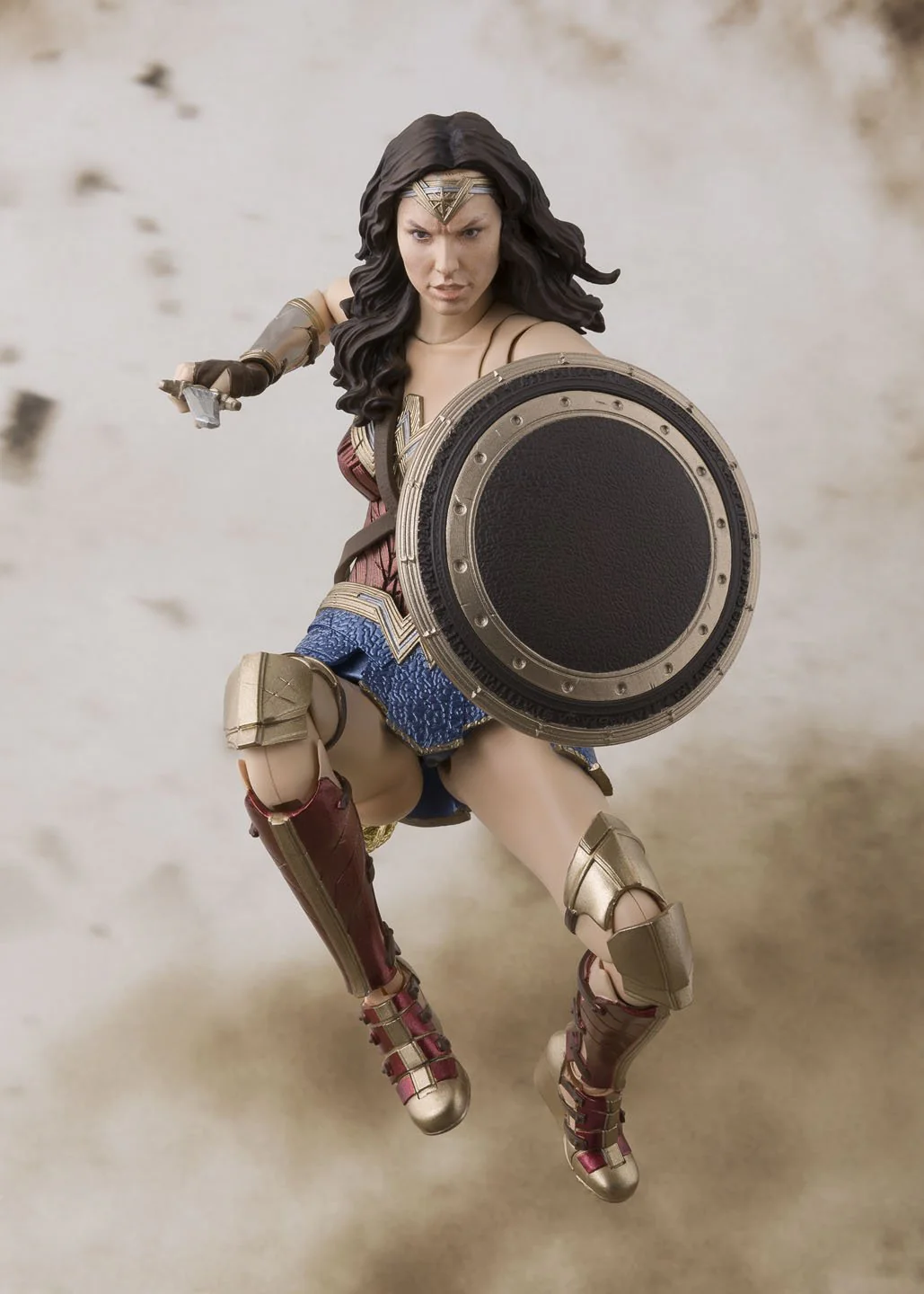 S.H. Figuarts - Wonder Woman (Justice League) - Image 4