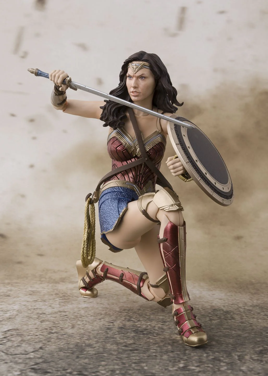 S.H. Figuarts - Wonder Woman (Justice League) - Image 6