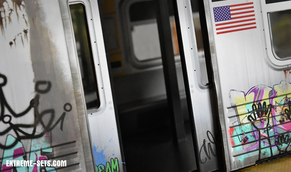 Subway Car (2.0) 1/12 Scale Pop-Up Diorama - Image 10
