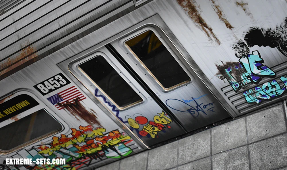 Subway Car (2.0) 1/12 Scale Pop-Up Diorama - Image 8