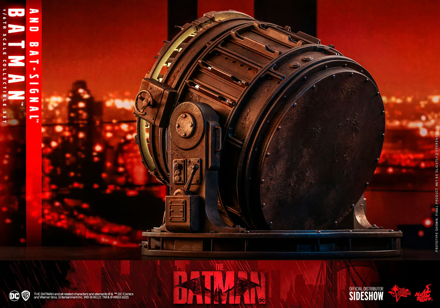 The Batman: Batman & Bat-Signal MMS641 Exclusive - Image 4