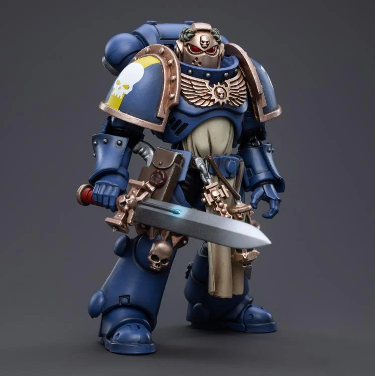Warhammer 40K Ultramarines Primaris Company Champion 1/18 Scale Figure - Image 4
