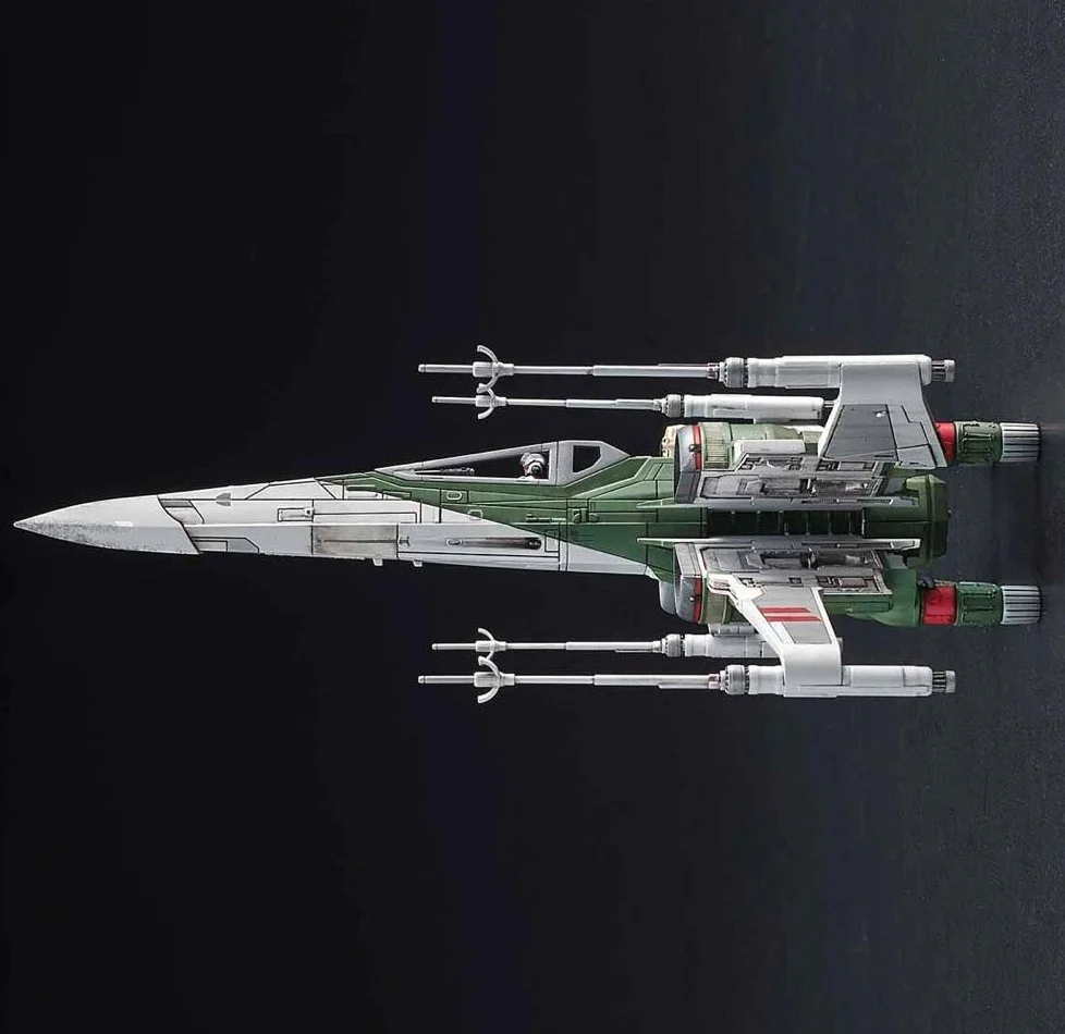 X-Wing Starfighter (Rise of Skywalker) 1/72 Scale Model Kit - Image 6